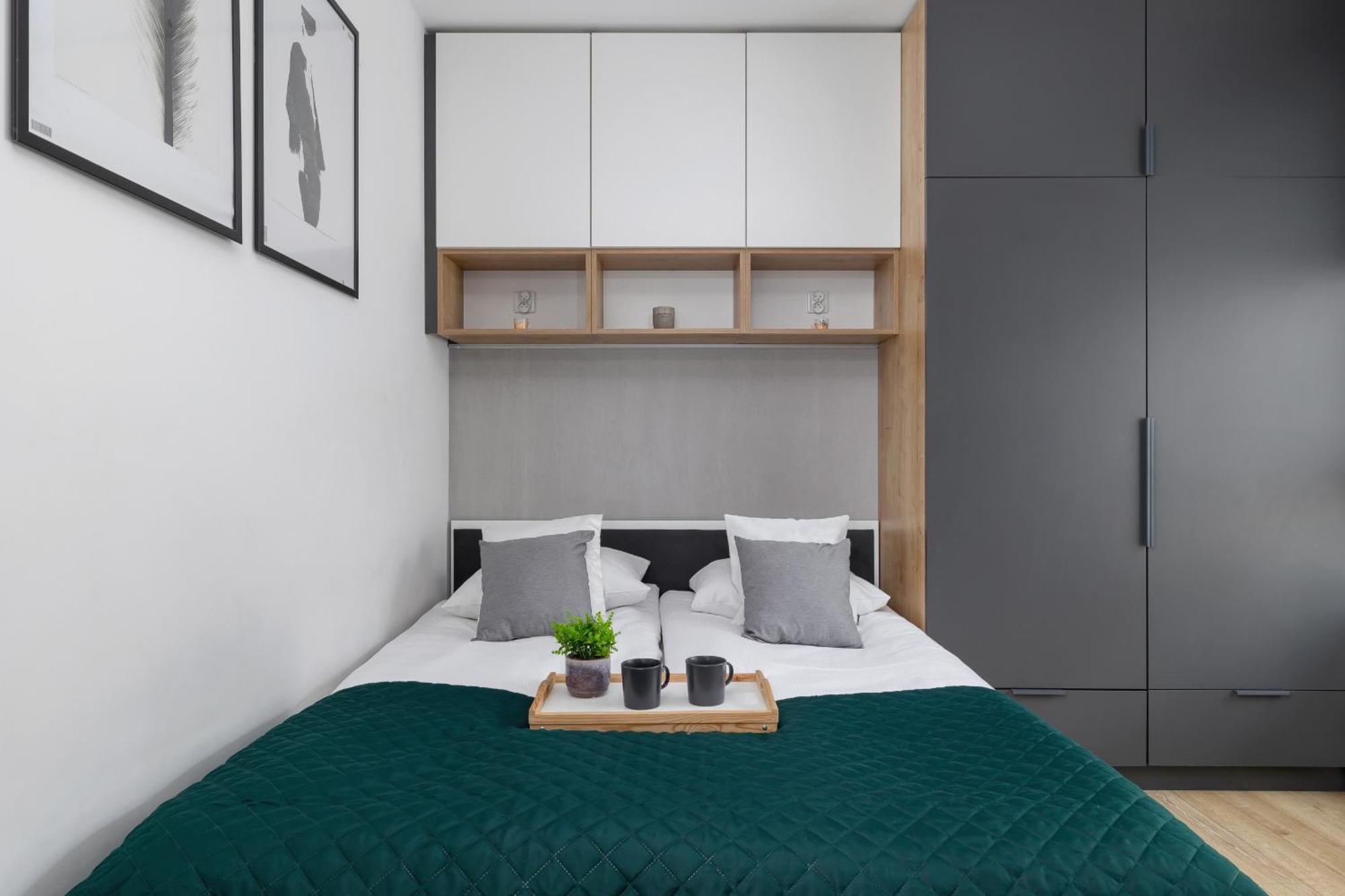 Elegant Apartment In Cracow With Balcony, Parking And Desk By Noclegi Renters Kraków Eksteriør billede