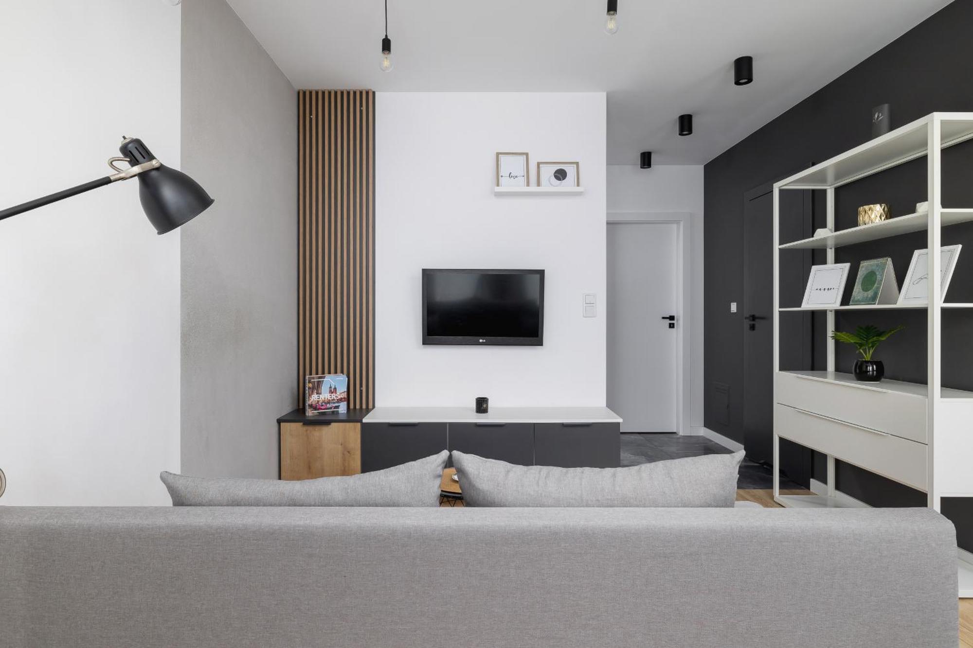 Elegant Apartment In Cracow With Balcony, Parking And Desk By Noclegi Renters Kraków Eksteriør billede