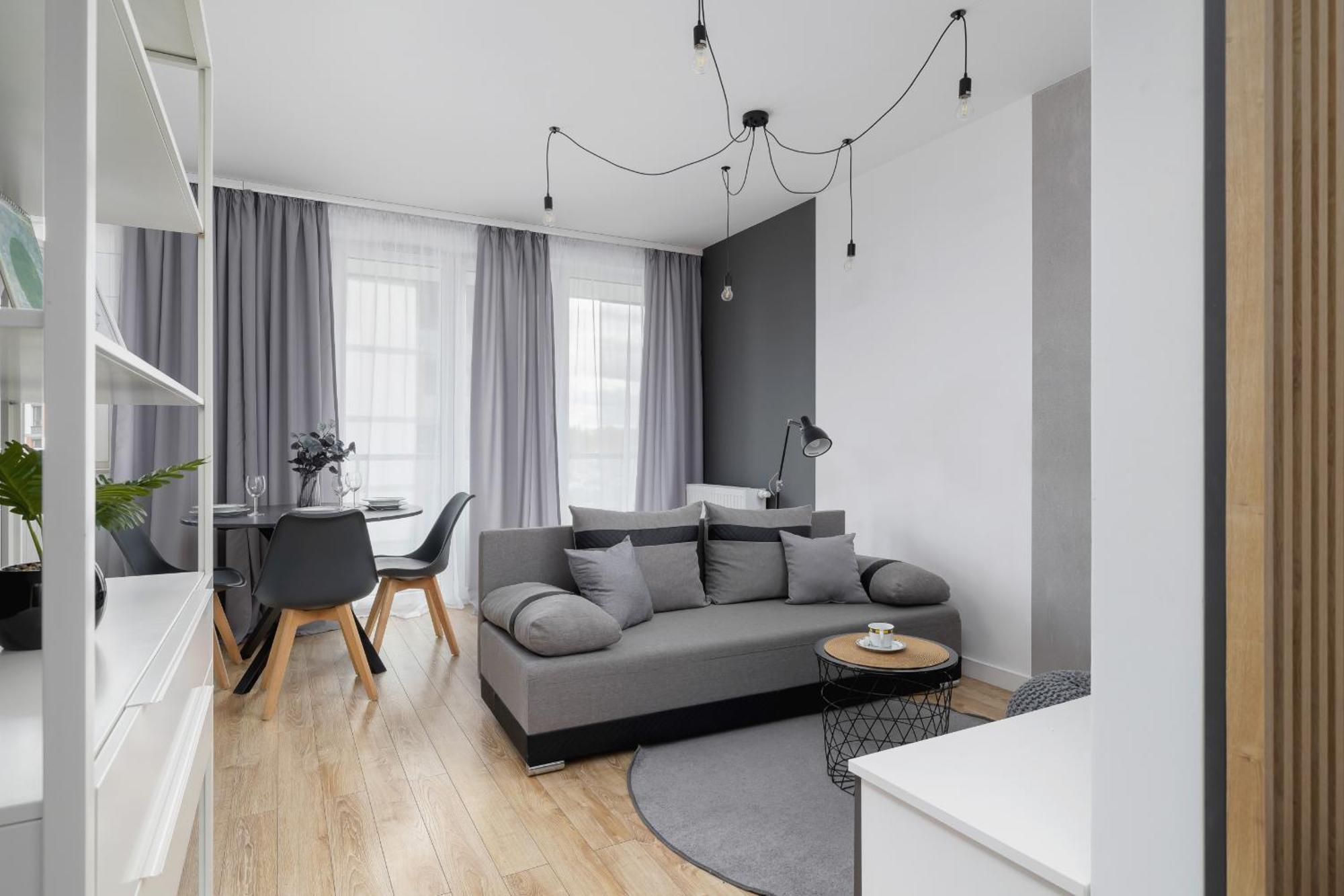 Elegant Apartment In Cracow With Balcony, Parking And Desk By Noclegi Renters Kraków Eksteriør billede